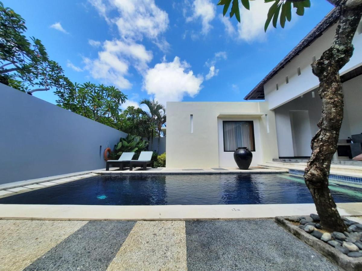 The Seminyak Suite - Private Villa Экстерьер фото
