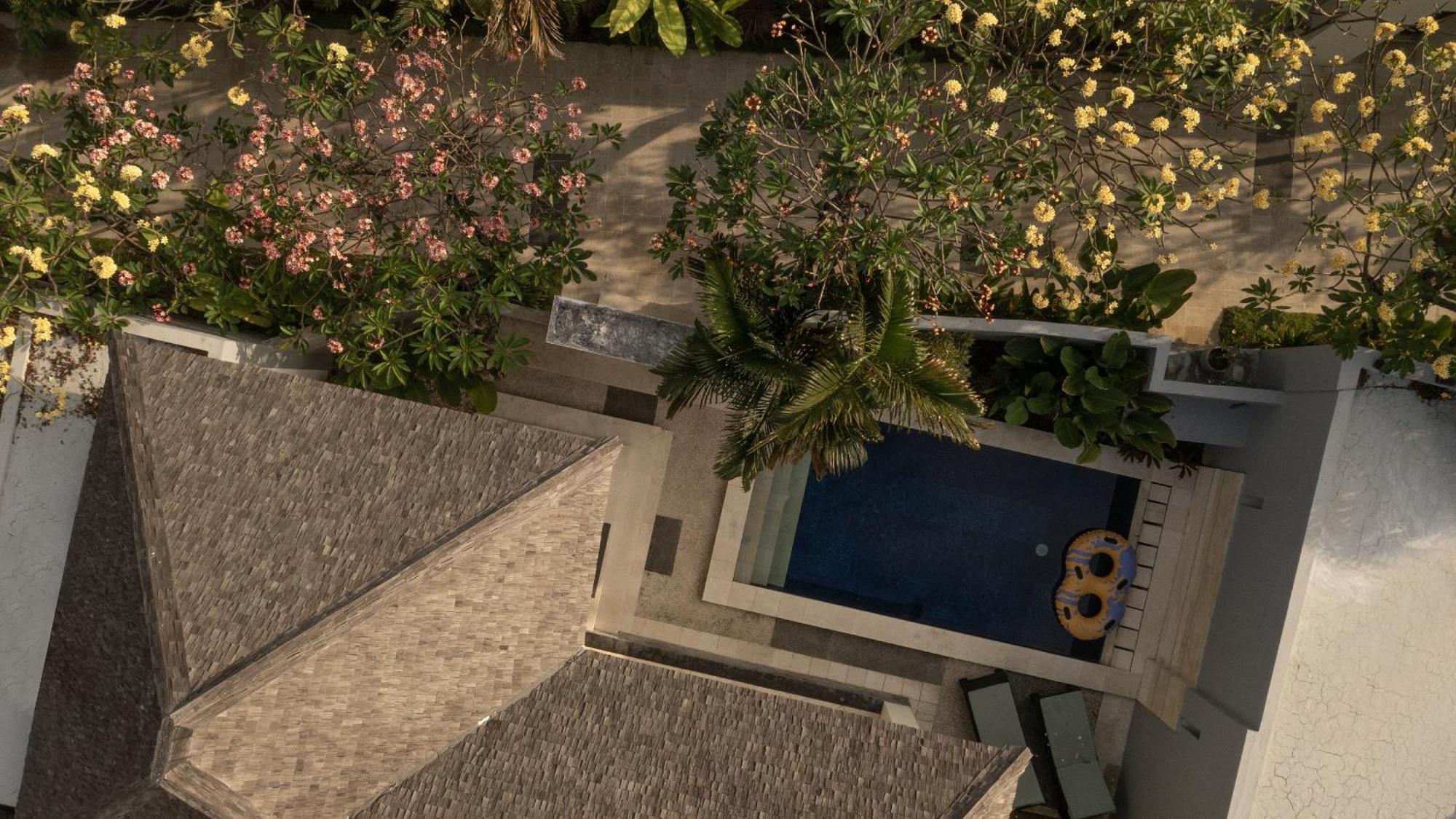 The Seminyak Suite - Private Villa Экстерьер фото