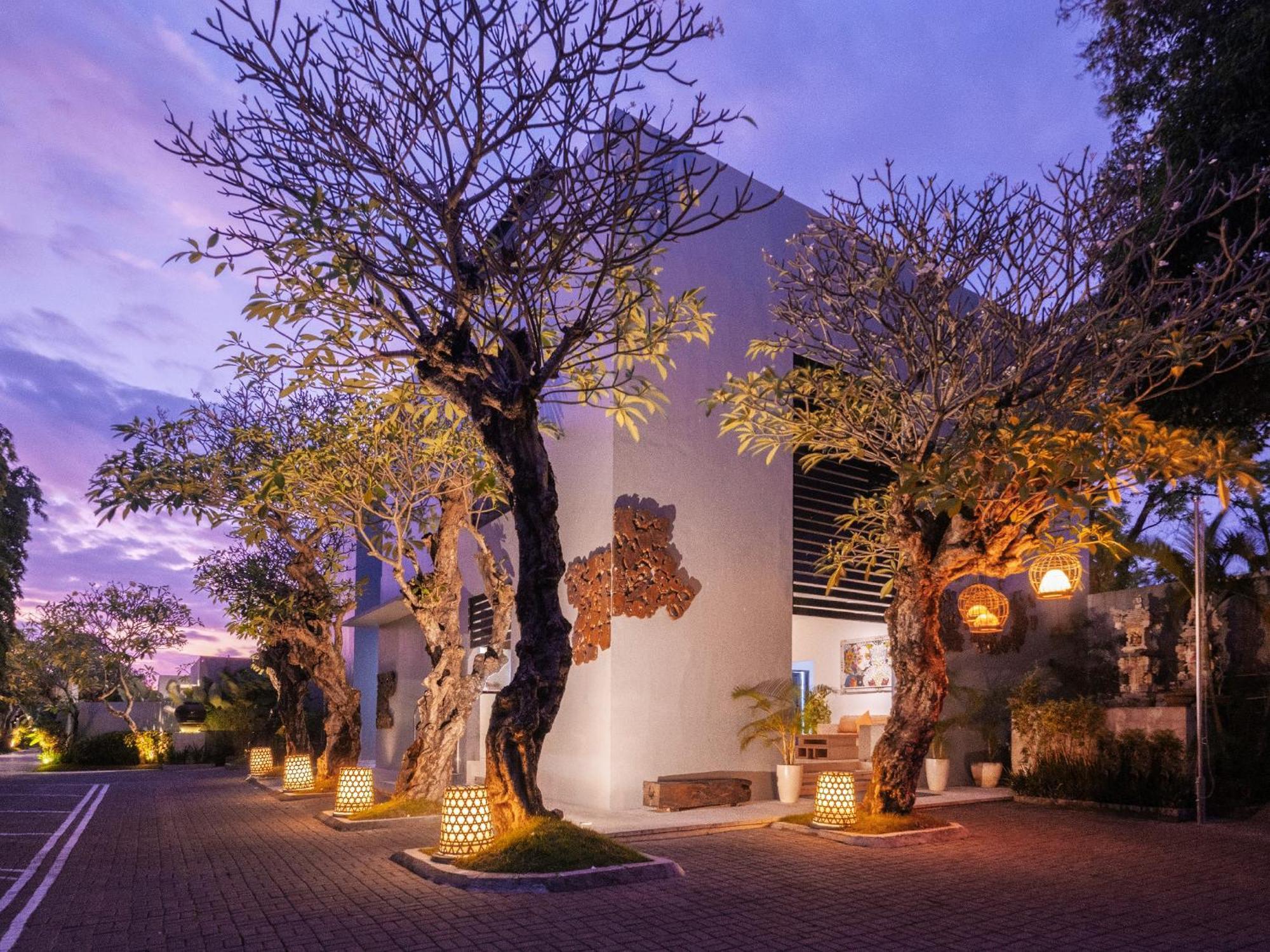 The Seminyak Suite - Private Villa Экстерьер фото