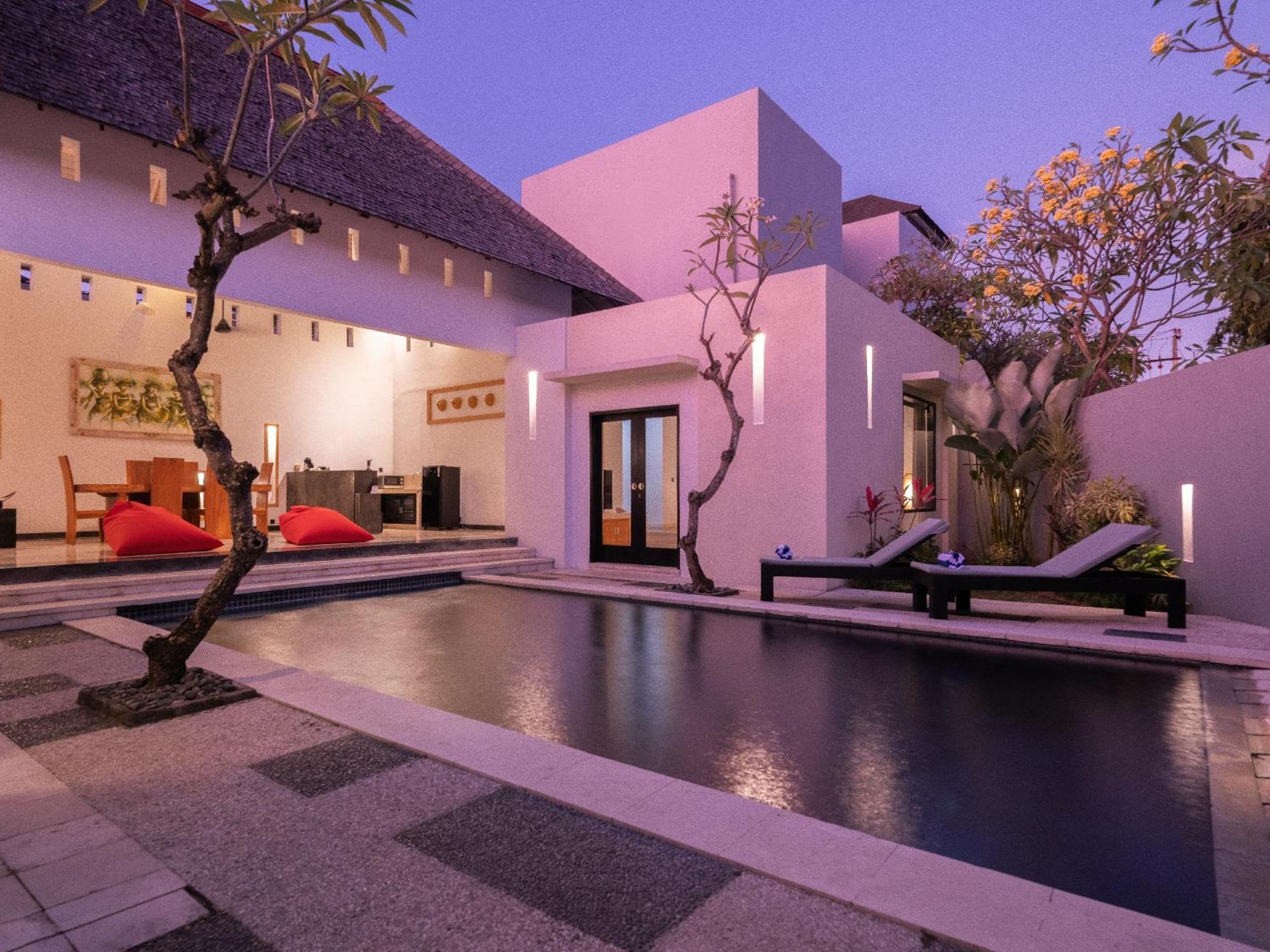 The Seminyak Suite - Private Villa Экстерьер фото