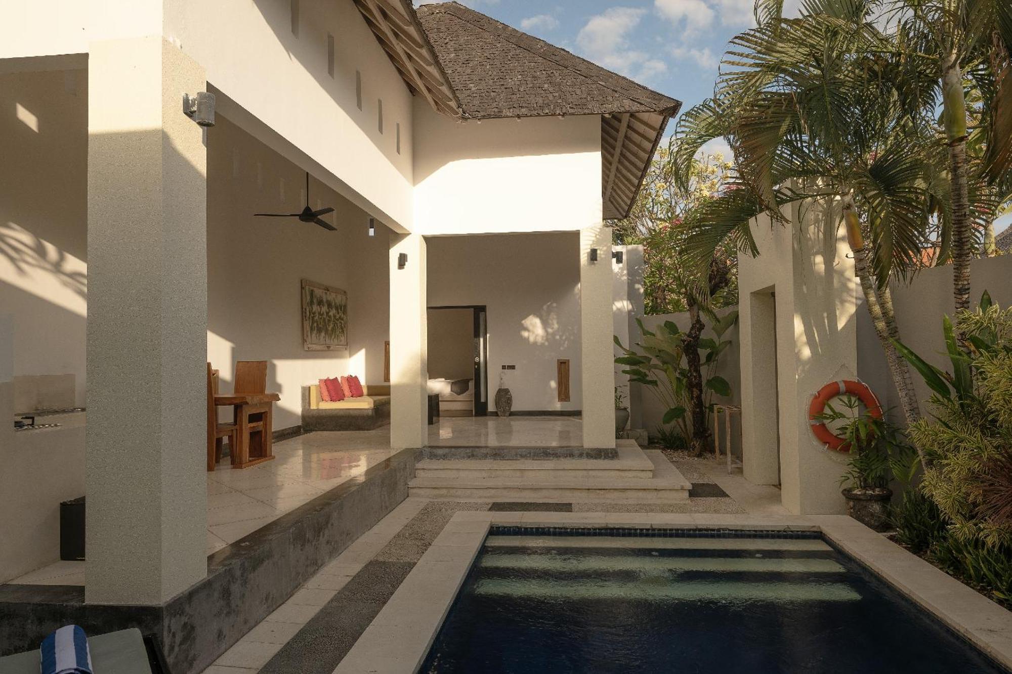 The Seminyak Suite - Private Villa Экстерьер фото