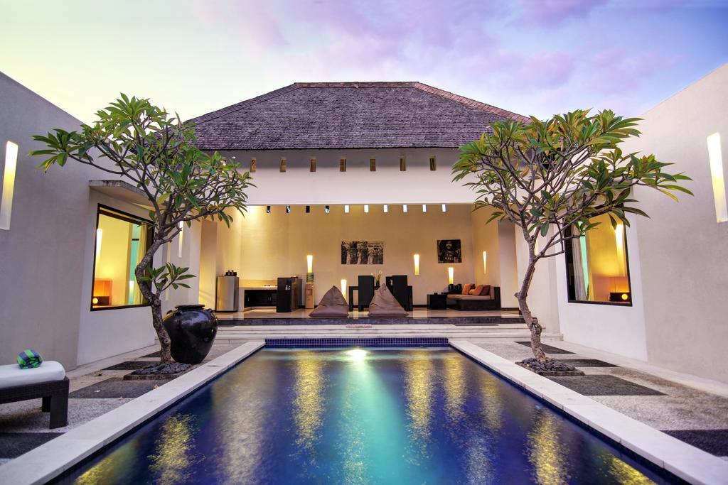 The Seminyak Suite - Private Villa Экстерьер фото
