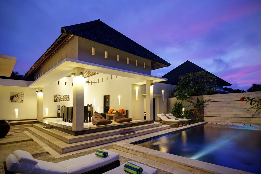 The Seminyak Suite - Private Villa Экстерьер фото