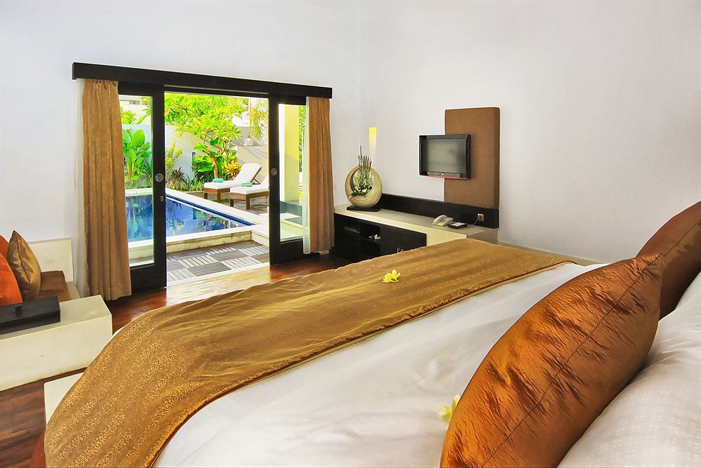The Seminyak Suite - Private Villa Экстерьер фото